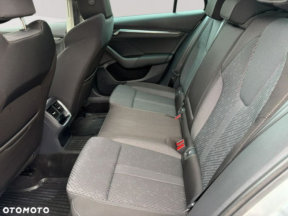 Skoda Octavia 1.5 TSI e-TEC DSG Style - 22