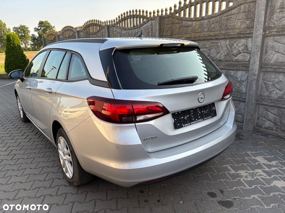 Opel Astra - 4