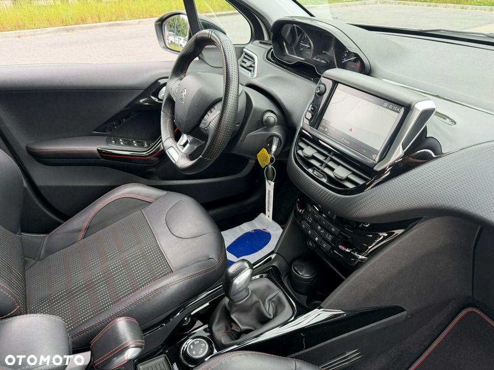 Peugeot 2008 PureTech 110 Stop&Start GT-Line Edition - 40