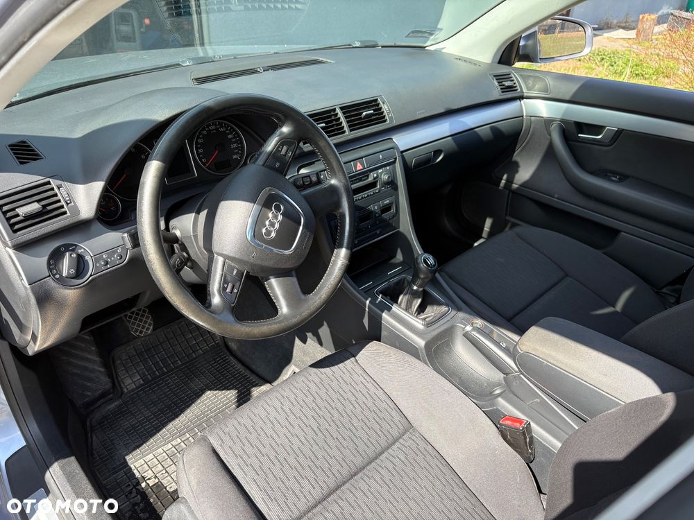 Audi A4 Limousine 2 - 7