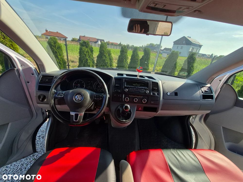 Volkswagen Transporter - 32
