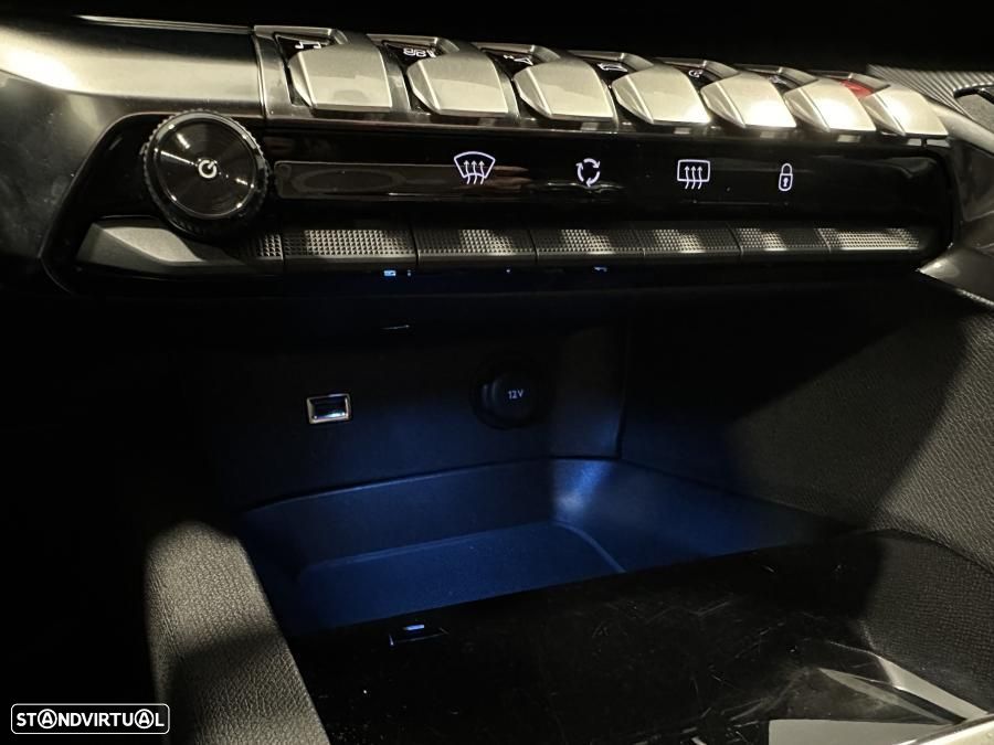 Peugeot 3008 1.2 PureTech Active Pack - 22