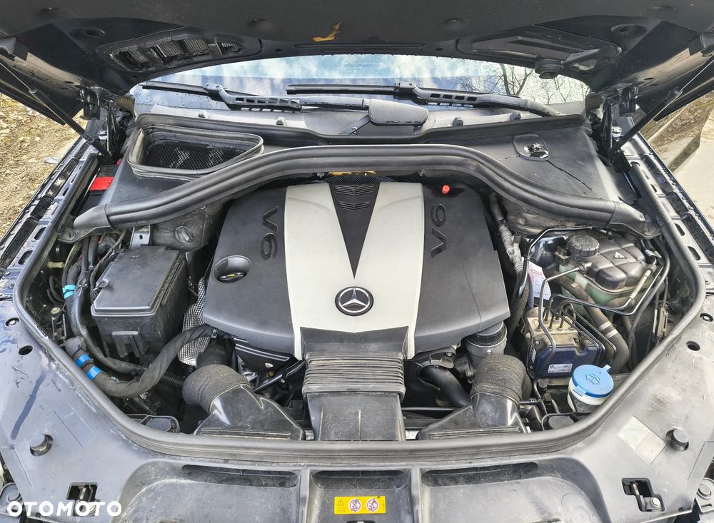 Mercedes-Benz ML 350 BlueTEC 4-Matic - 14