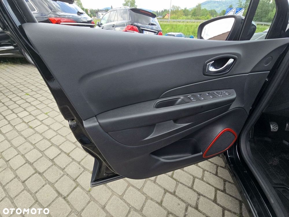 Renault Captur ENERGY TCe 120 Crossborder - 22