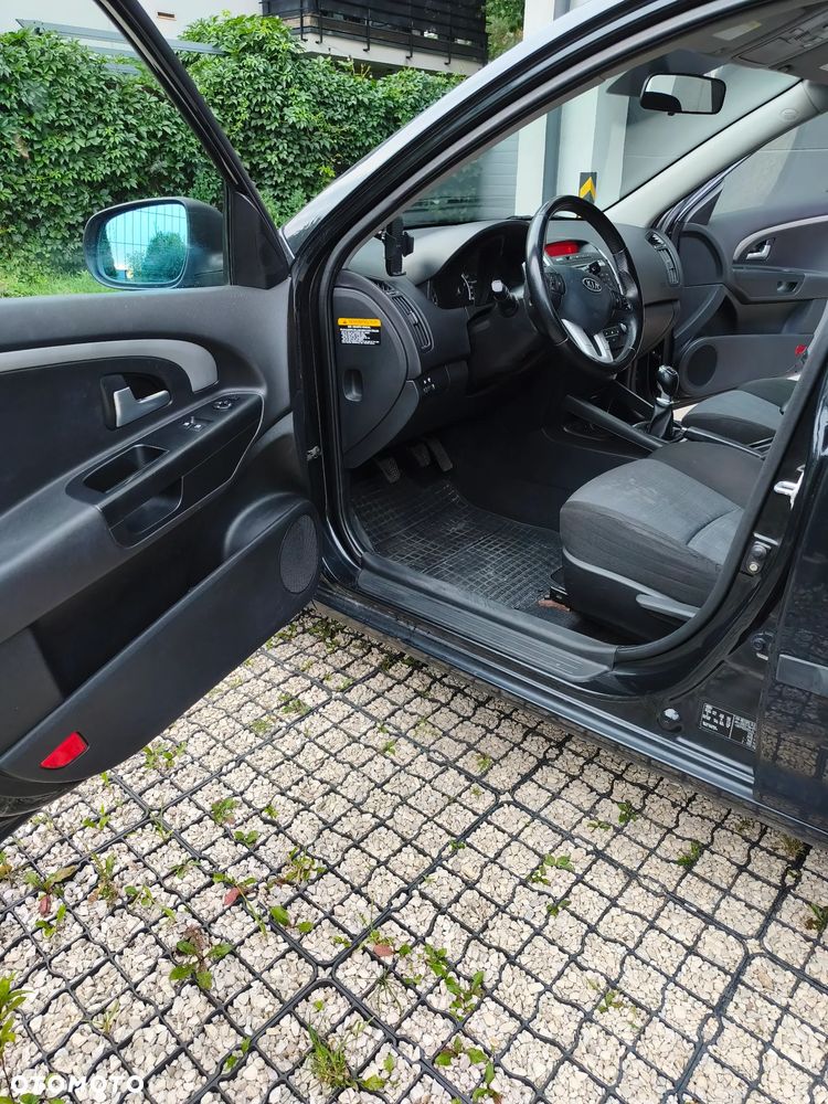 Kia Ceed 1.6 Comfort + - 19