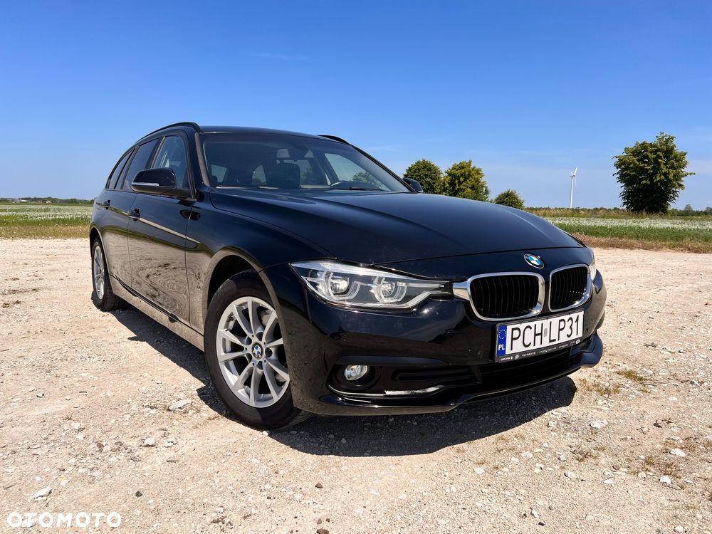 BMW Seria 3 320d xDrive - 28