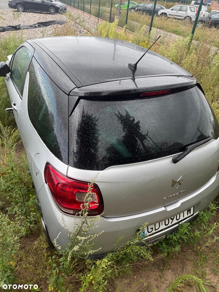 Citroën DS3 1.6 e-HDi SoChic MCP - 10