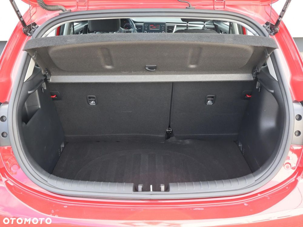 Kia Rio - 9