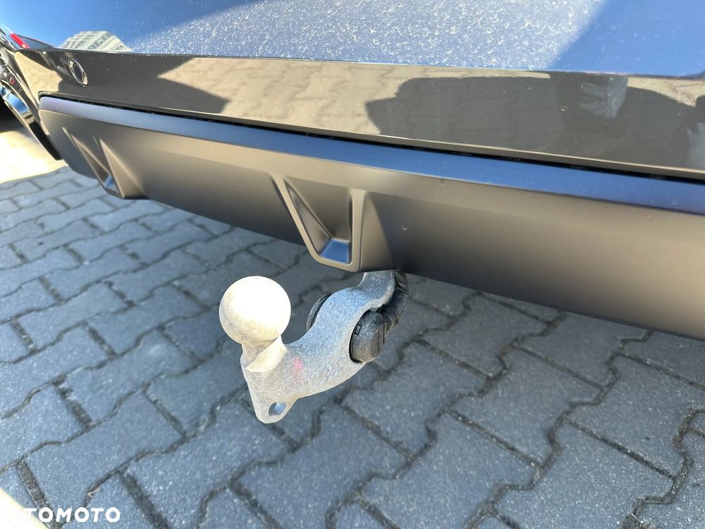 BMW X6 M60i mHEV sport - 28