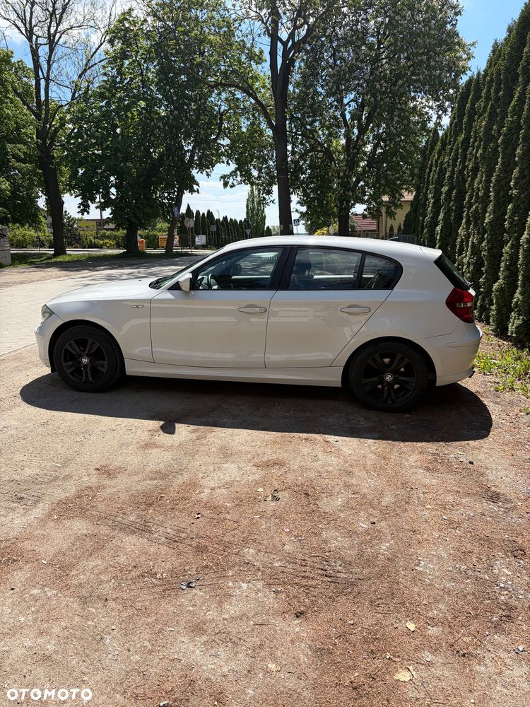 BMW Seria 1 116i - 4