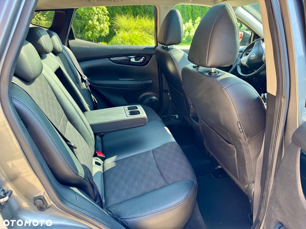 Nissan Qashqai 1.6 DIG-T TEKNA+ - 26