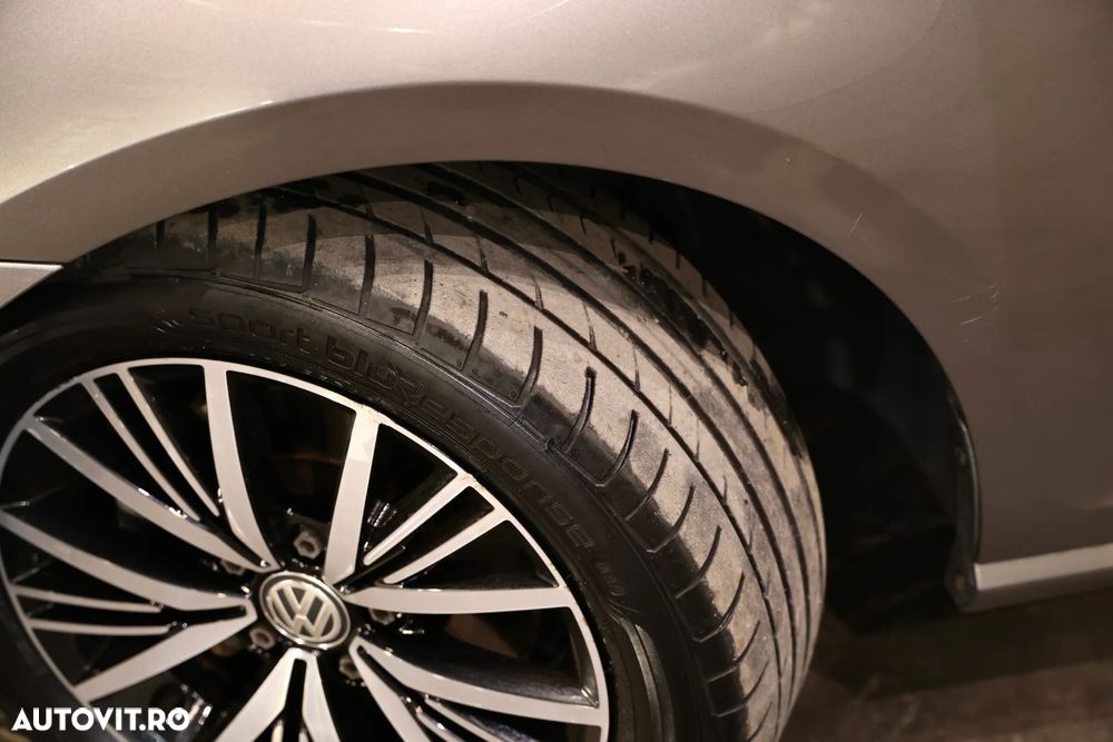 Volkswagen Golf 1.6 TDI DPF BMT DSG Comfortline - 34