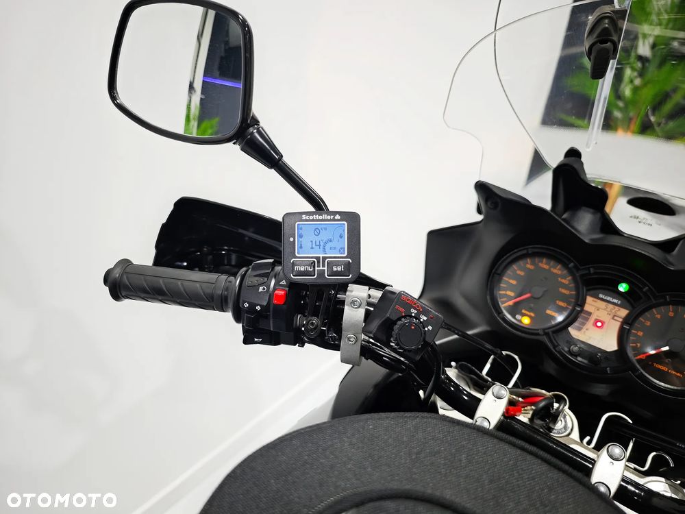 Suzuki V-STROM - 15