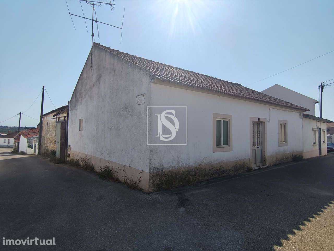 Moradia para Recuperar - Outeiro Grande, Torres Novas - Grande imagem: 2/15