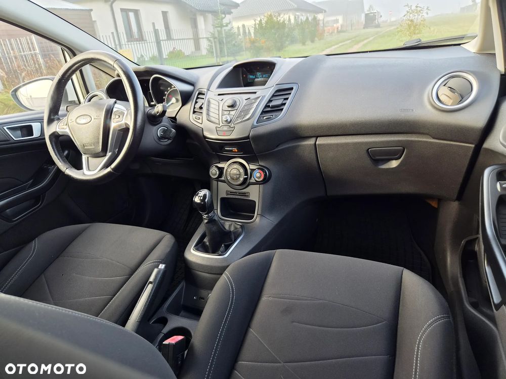 Ford Fiesta 1.25 Champions Edition - 10
