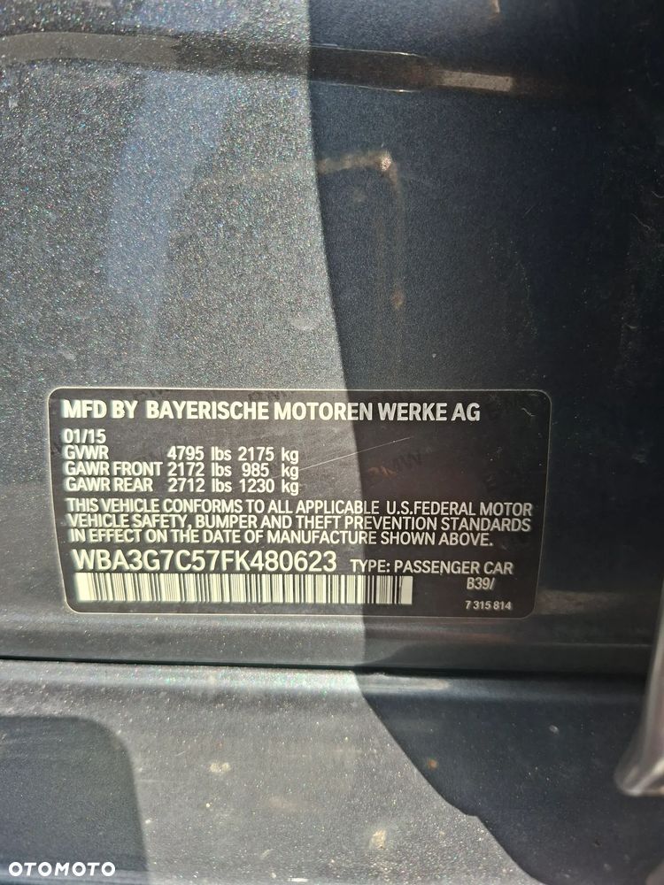 BMW Seria 3 328i Sport Line - 28