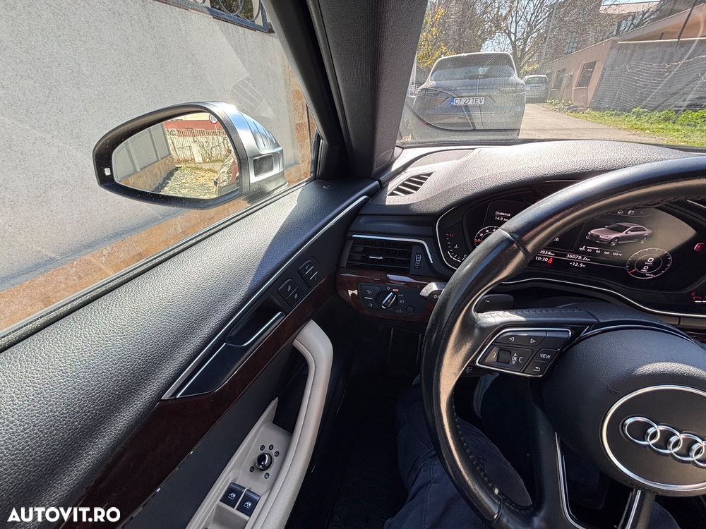 Audi A4 45 TFSI quattro S tronic S line - 32