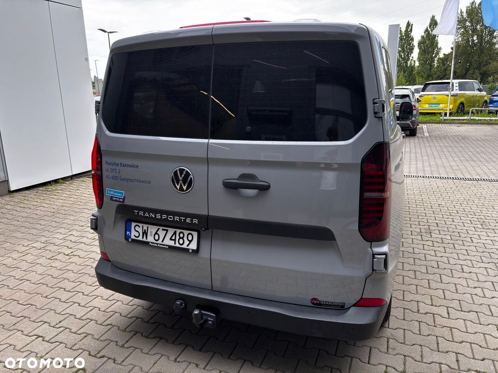 Volkswagen Transporter 2.0 TDI 150 KM 8-automat 8m L1 - 4