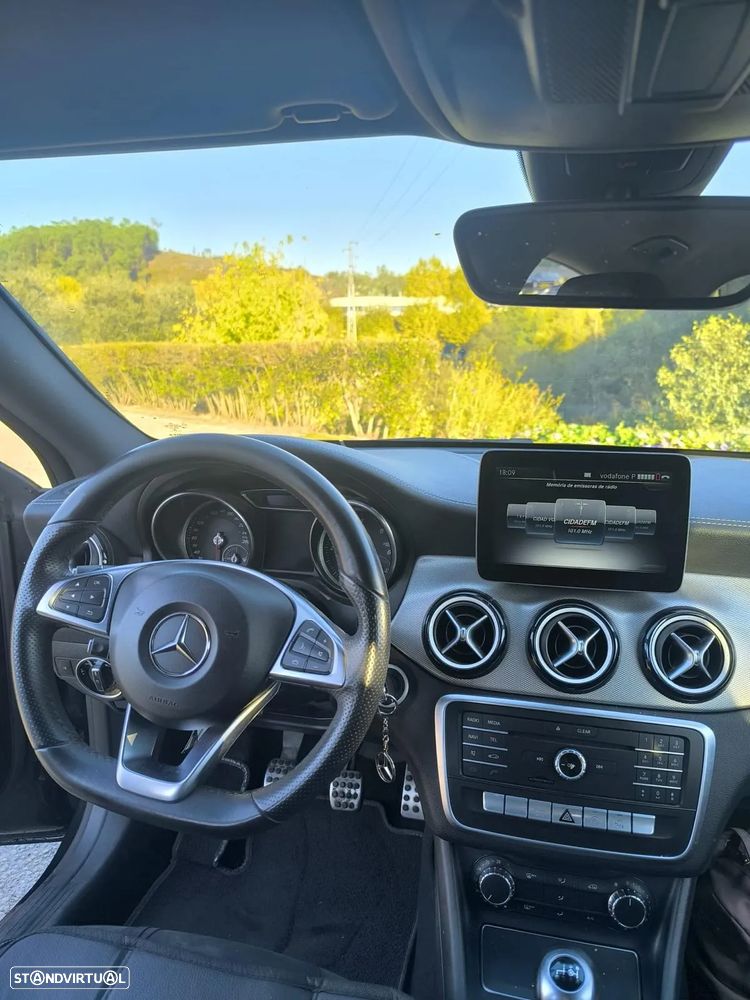 Mercedes-Benz CLA 180 d AMG Line - 6