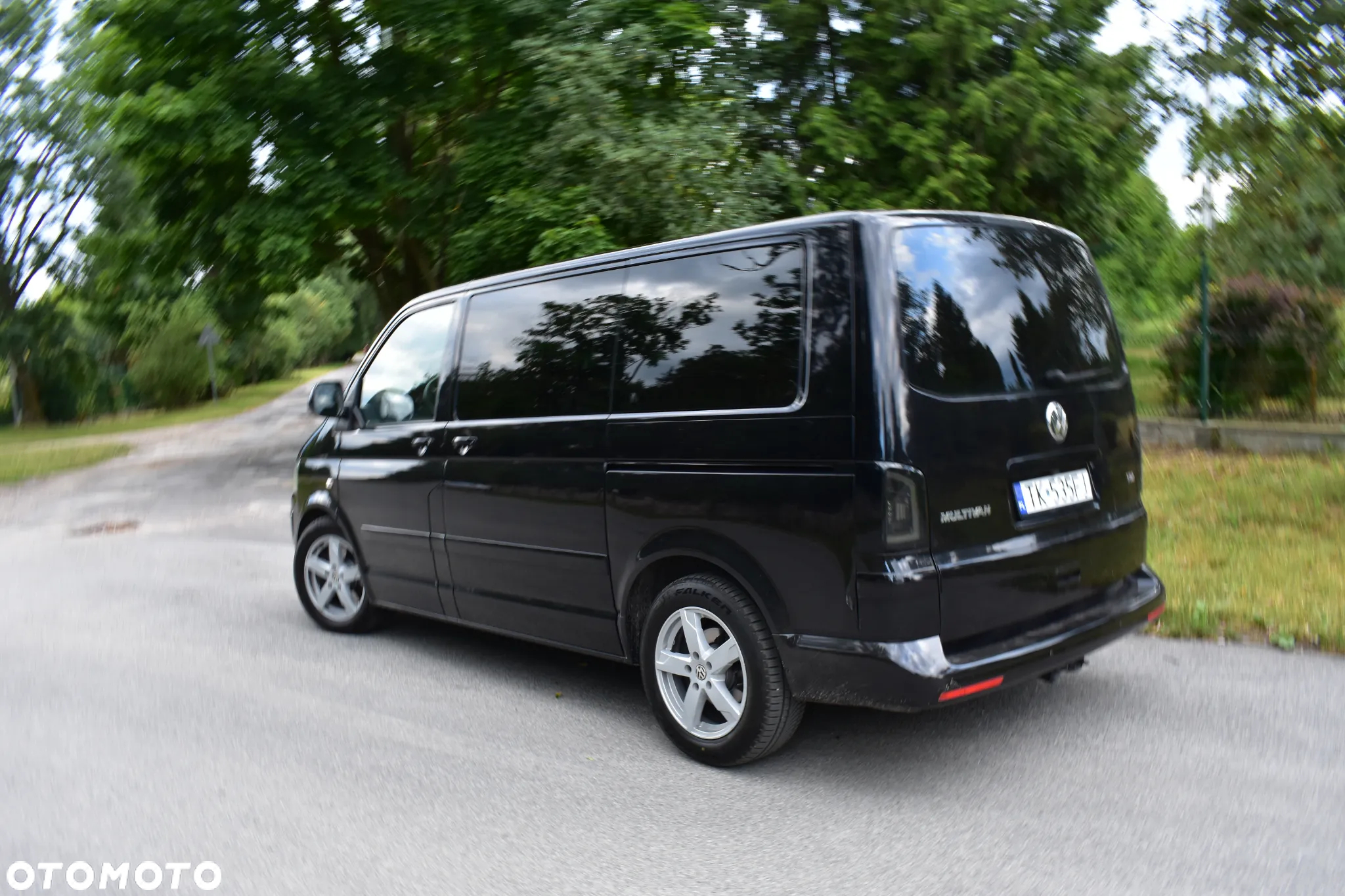 Volkswagen Multivan - 9