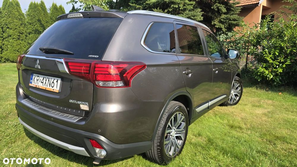 Mitsubishi Outlander 2.0 Intense 4WD CVT - 3