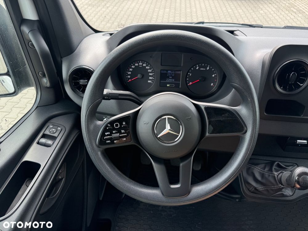 Mercedes-Benz Mercedes Sprinter 317 CDI 170 KM | DOKA 7 os. | 22 800 km | ASO | HAK - 10