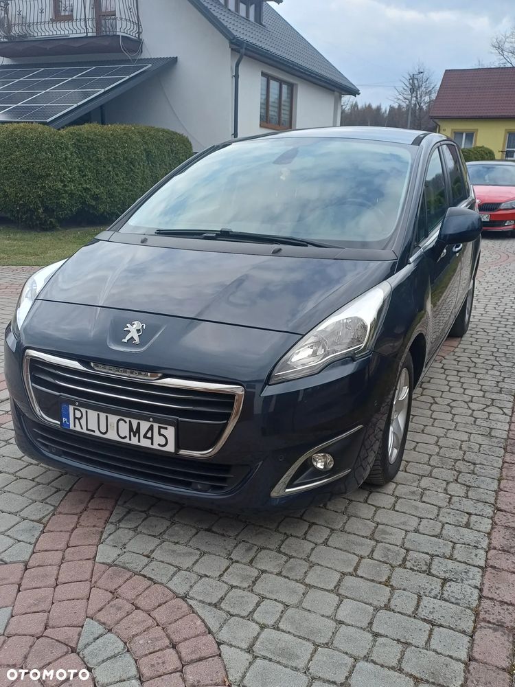 Peugeot 5008 - 1
