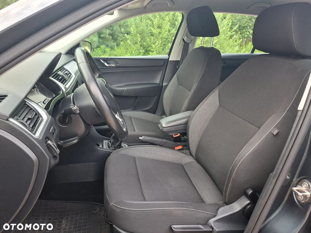Skoda RAPID Spb 1.2 TSI Edition - 18