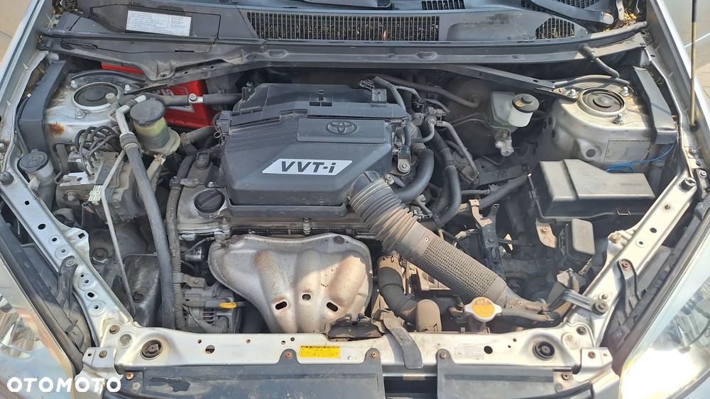 Toyota RAV4 2.0 VVT-i 4x4 - 18