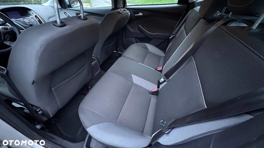 Ford Focus 1.6 TDCi DPF Trend - 9