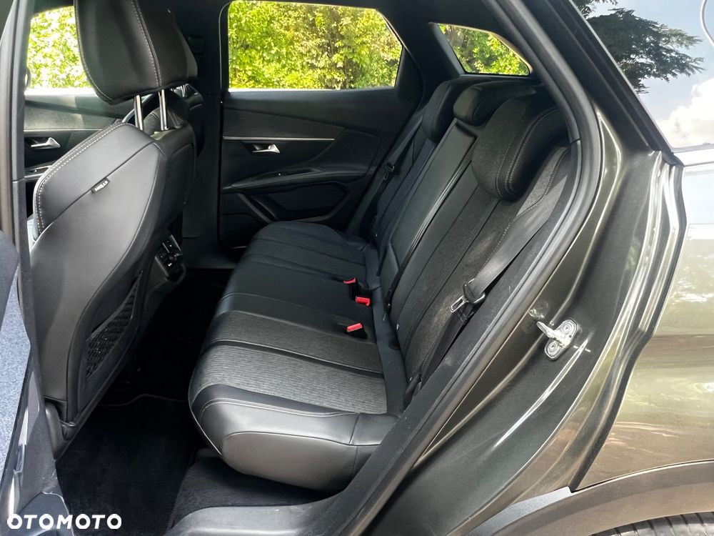 Peugeot 3008 PureTech 130 Stop & Start GPF Allure - 18