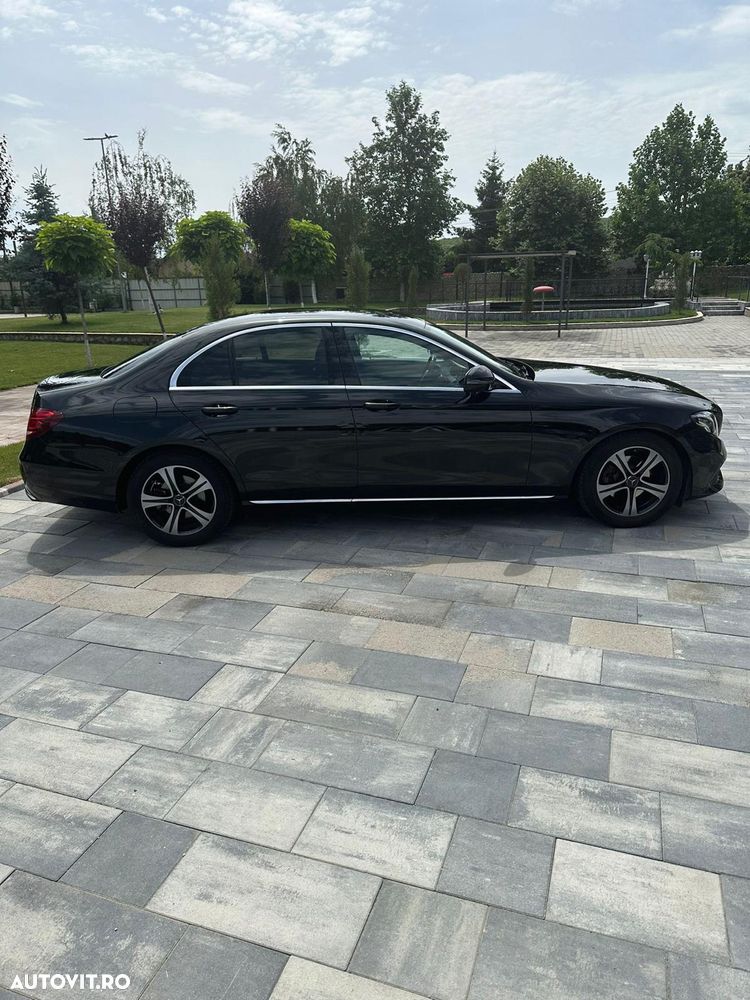 Mercedes-Benz E 220 d Aut. - 2