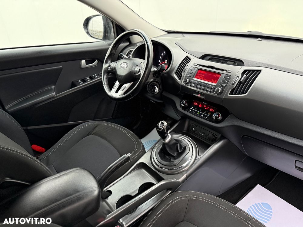 Kia Sportage 2.0 DSL MT 4x4 STYLE - 4