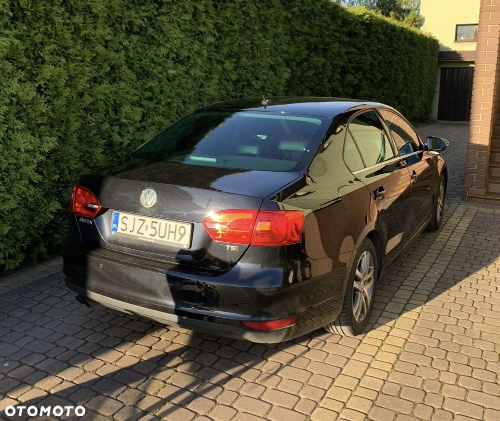 Volkswagen Jetta 1.4 TSI Highline - 2