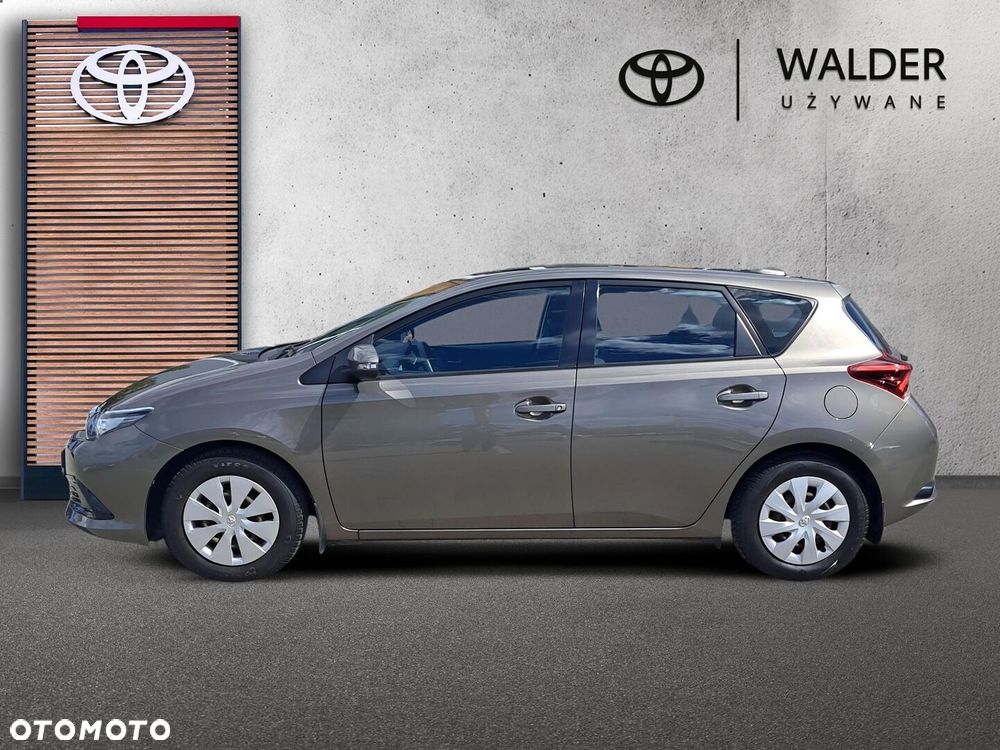 Toyota Auris - 3