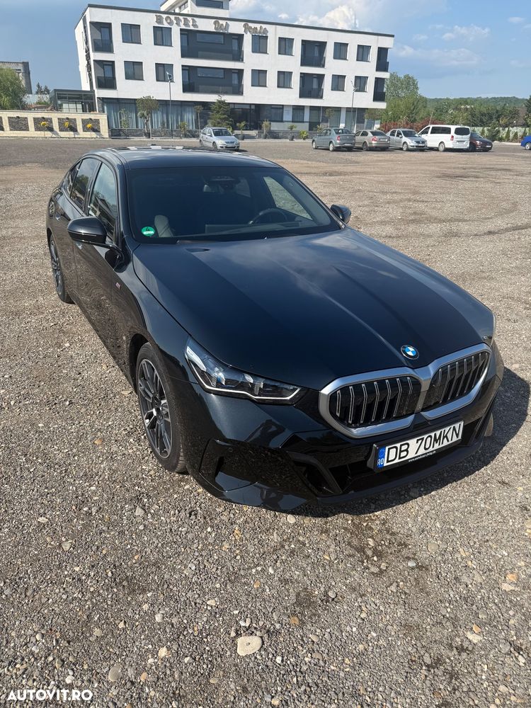 BMW Seria 5 520d xDrive Aut. - 1