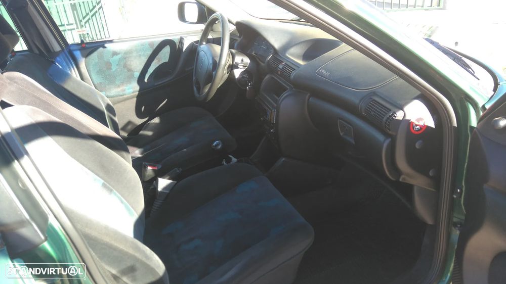 Opel Astra Caravan 1.4i 16V Club - 4