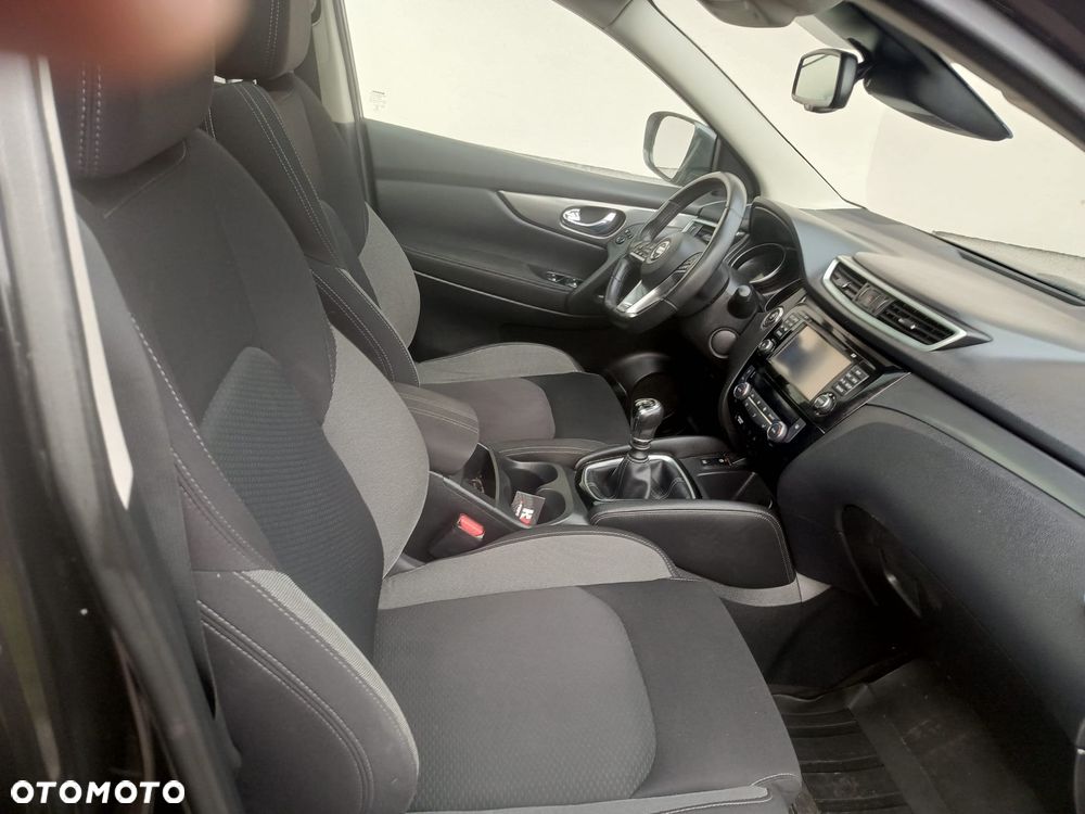 Nissan Qashqai - 11