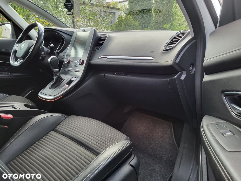 Renault Scenic - 12
