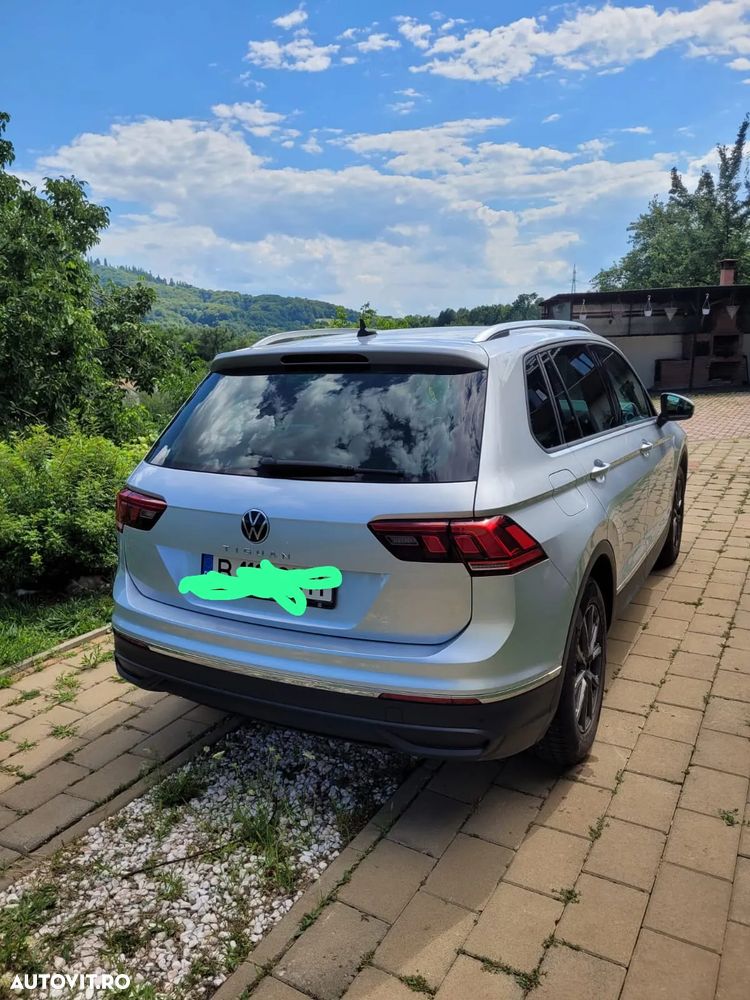 Volkswagen Tiguan - 2