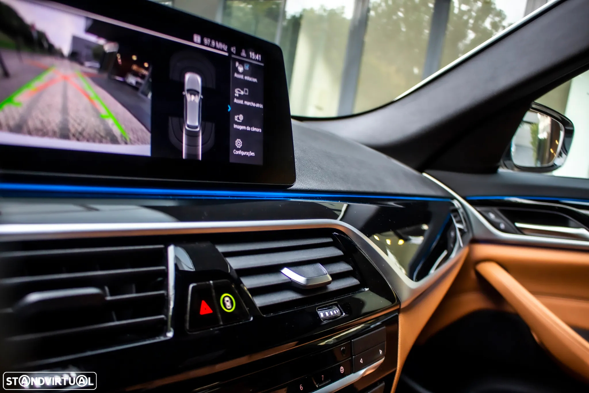 BMW 530 e Pack Desportivo M - 31