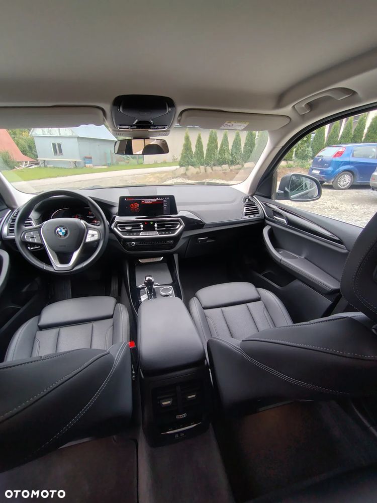 BMW X3 xDrive20d - 32