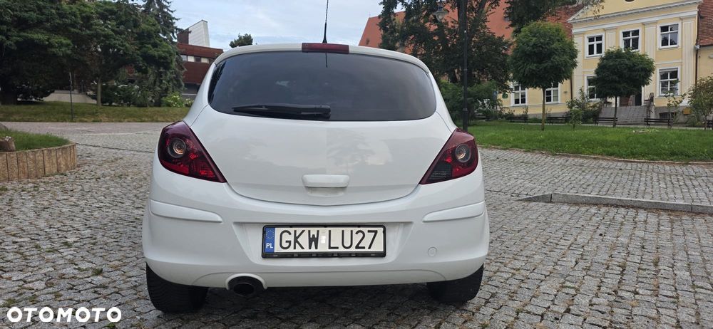 Opel Corsa 1.4 16V Color Edition - 32