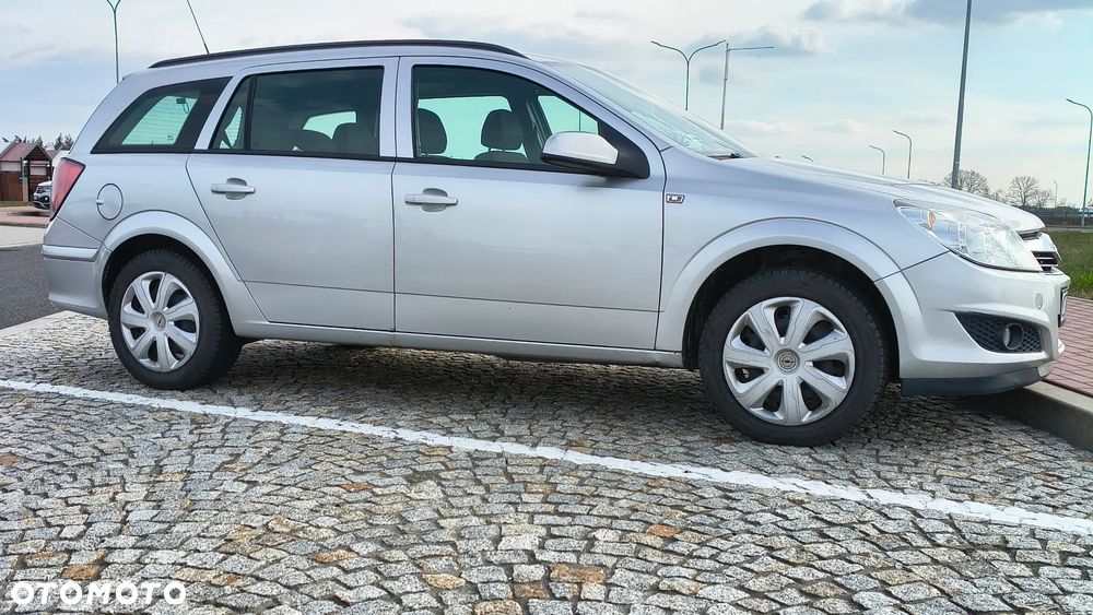 Opel Astra - 2