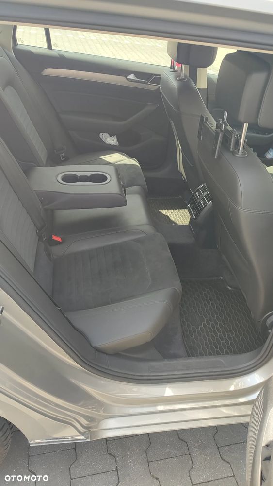 Volkswagen Passat Variant 1.6 TDI (BlueMotion Technology) DSG Comfortline - 5