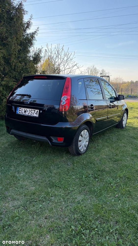 Ford Fiesta - 5