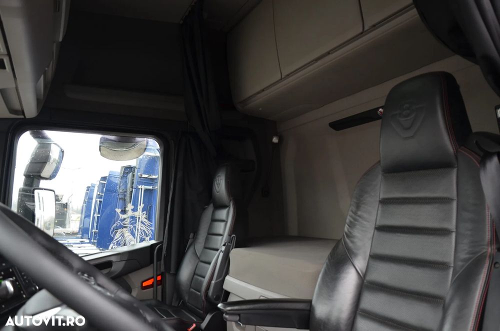 Scania R 580 / V8 / 4 PODUSZKI / KLIMA P. / NAVI /FULL LED / ACC / 7410 - 15