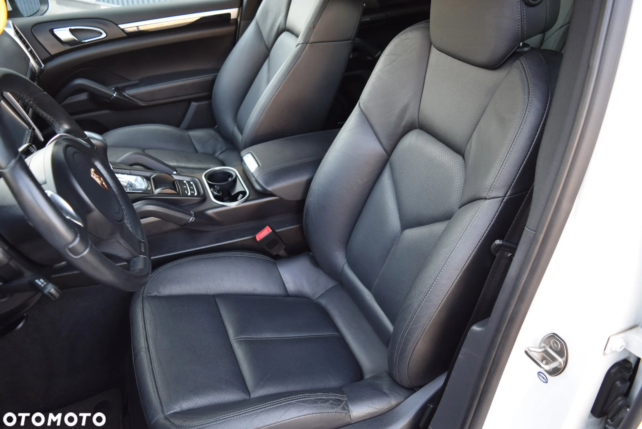 Porsche Cayenne S Hybrid - 15