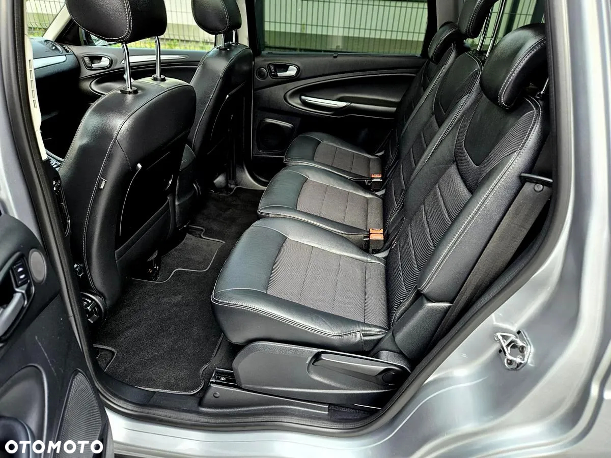 Ford S-Max 2.0 TDCi DPF Titanium - 26