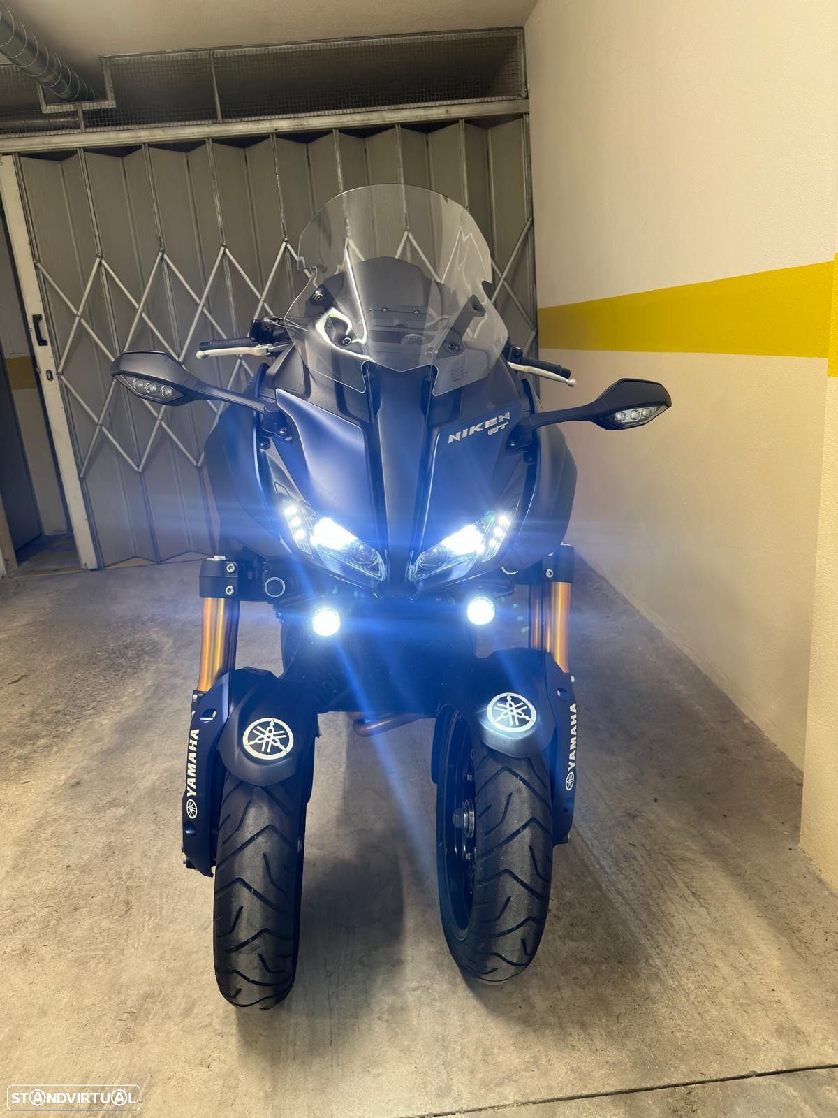 Yamaha Niken GT - 7